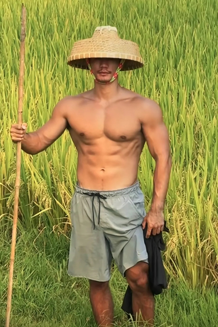 ตำรวจฮีโร่ กระโดดทะเลช่วยคน กลายเป็นไวรัลดัง ตำรวจฮีโร่ กระโดดทะเลช่วยคน กลายเป็นไวรัลดัง